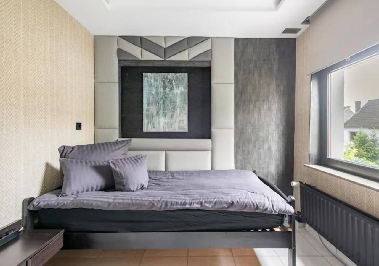 Miet-Kamp Ruhig, Zentral, Nahe Messe, Ausgefallenes Design 2 Schlafzimmer برلين المظهر الخارجي الصورة