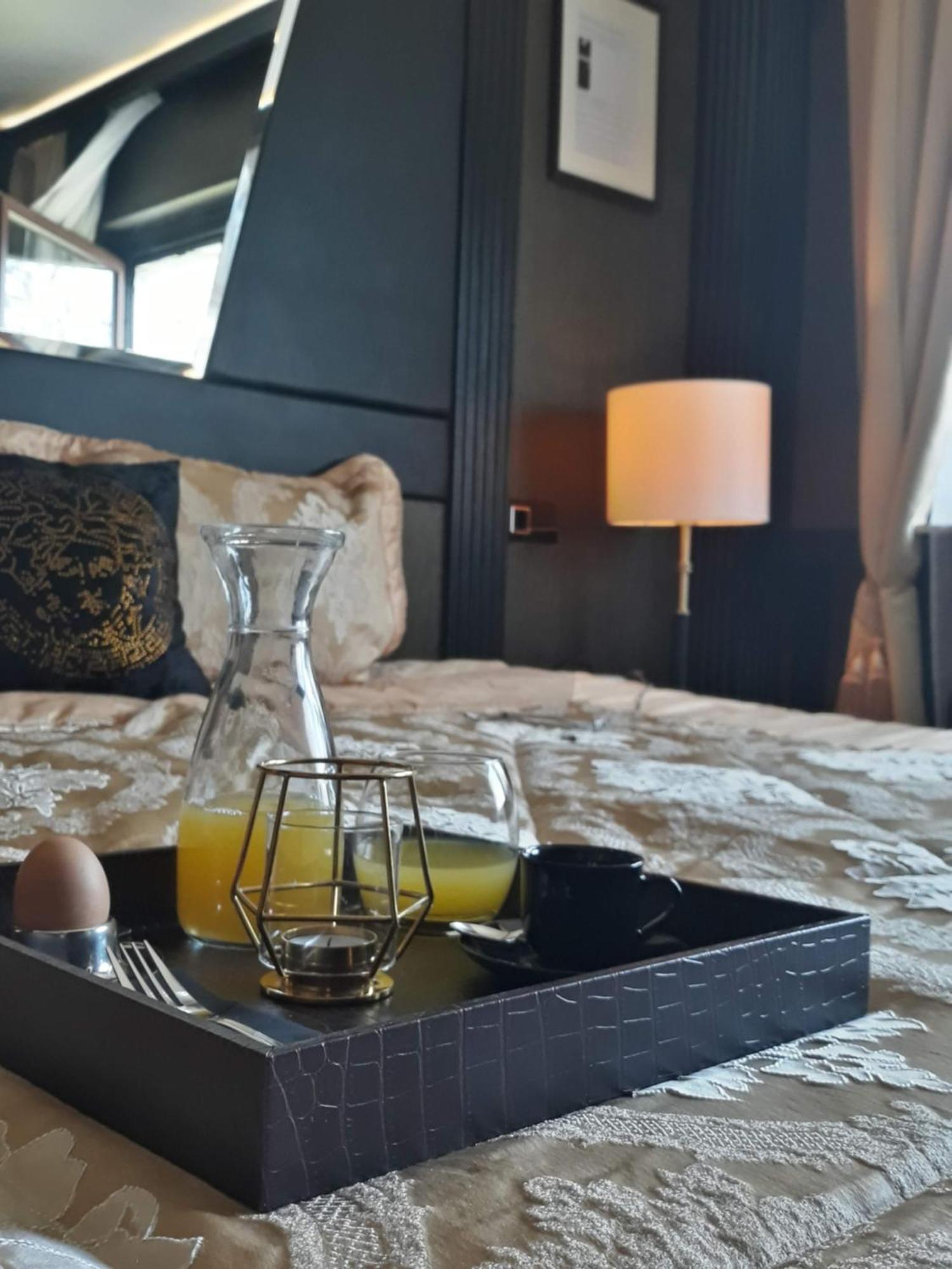 Miet-Kamp Ruhig, Zentral, Nahe Messe, Ausgefallenes Design 2 Schlafzimmer برلين المظهر الخارجي الصورة